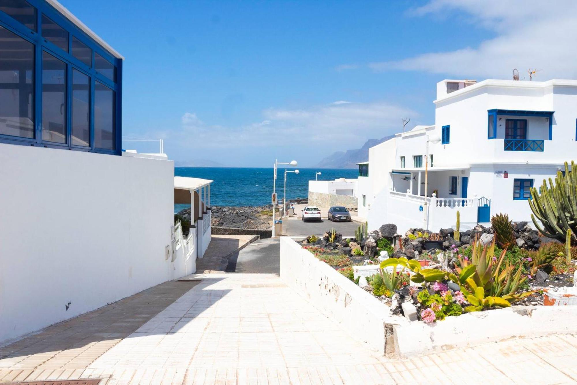 Vila Casa Bianca Caleta De Famara Exteriér fotografie
